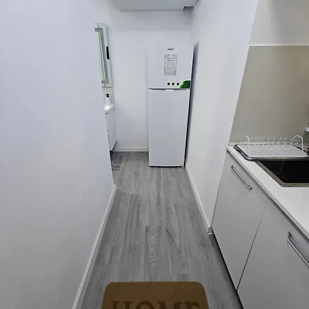 Rhun 47 Apartament Tirana