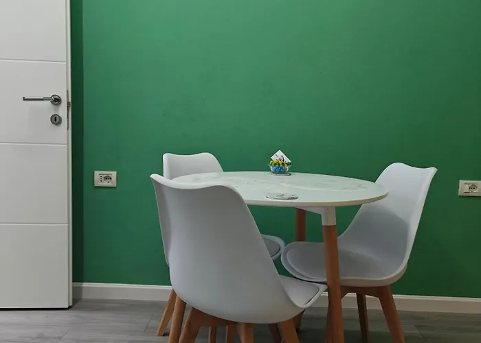 Rhun 47 Apartament Tirana